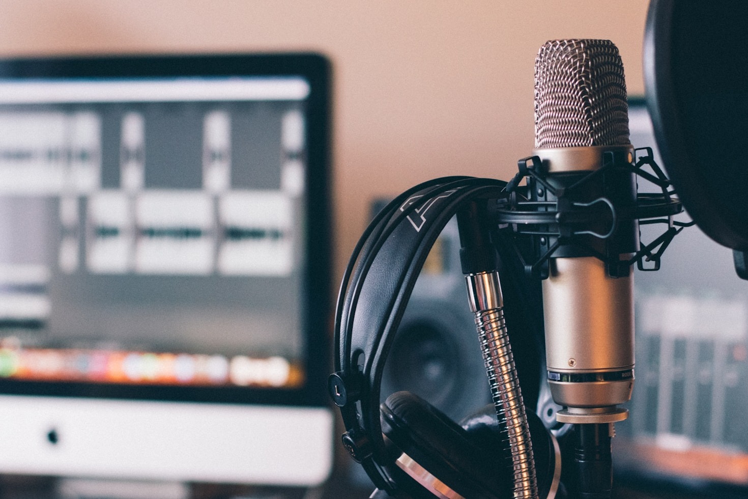 The Hidden Benefits of Listening to Audiobooks